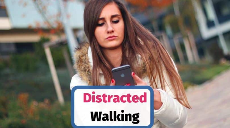 dangers of texting while walking